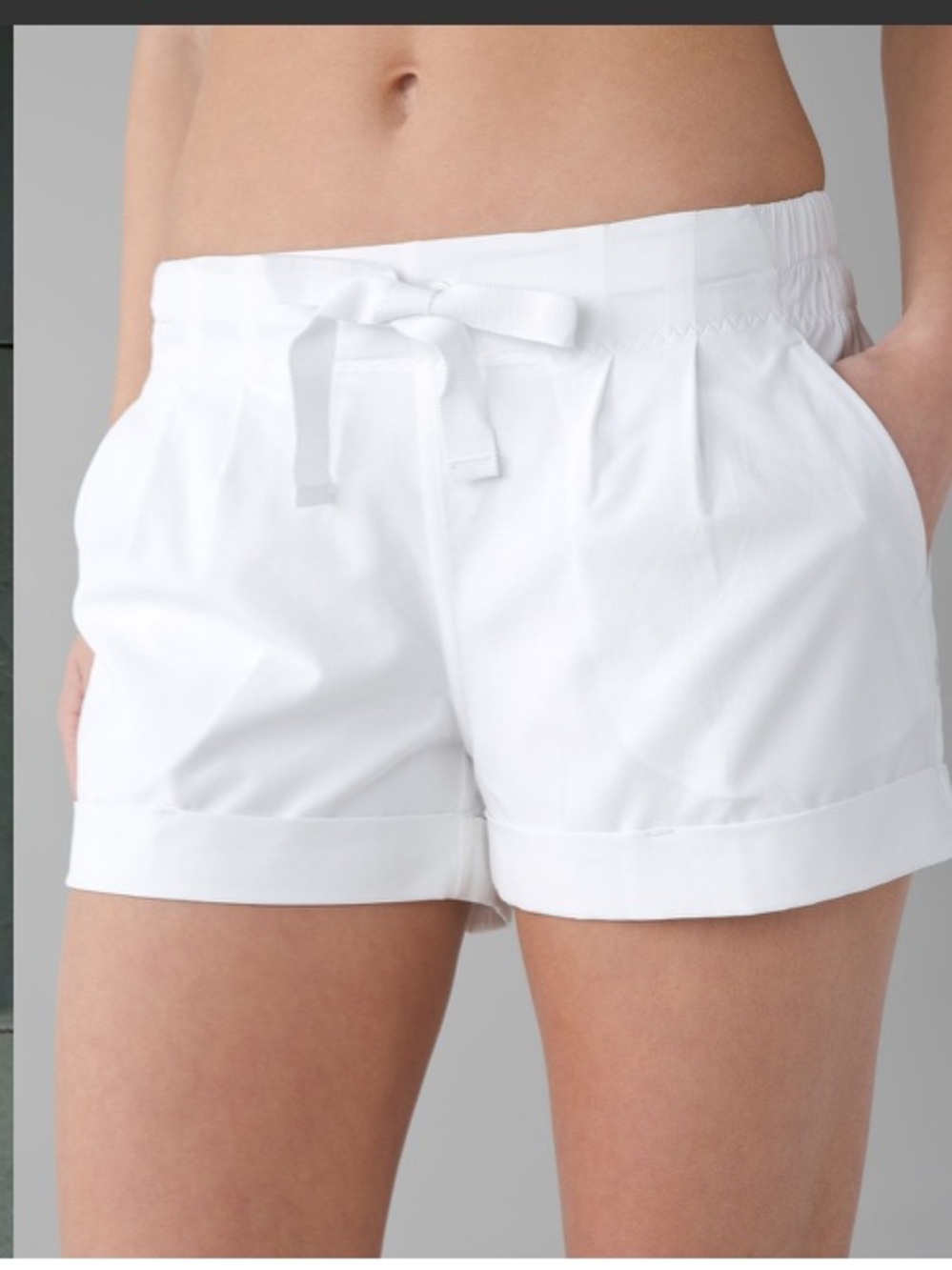 Lululemon Spring Break Away White High Rise Pockets Shorts Pockets Size 6